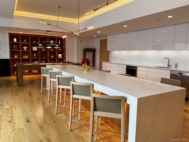 Building Photo - 138-35 39th Ave