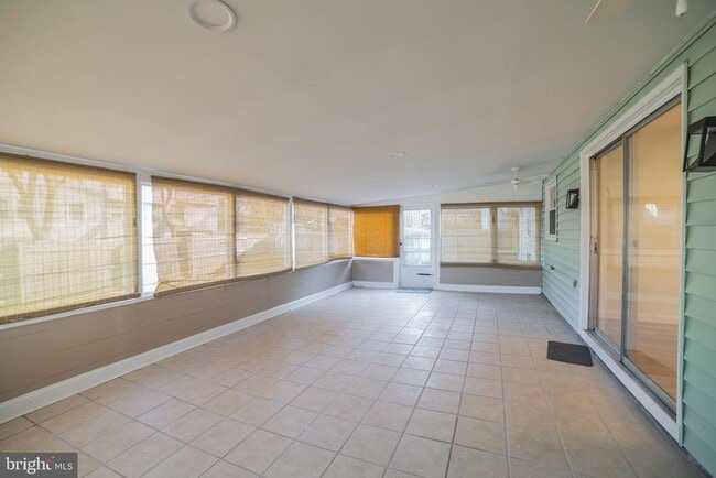 Building Photo - 2090 Jason Ct