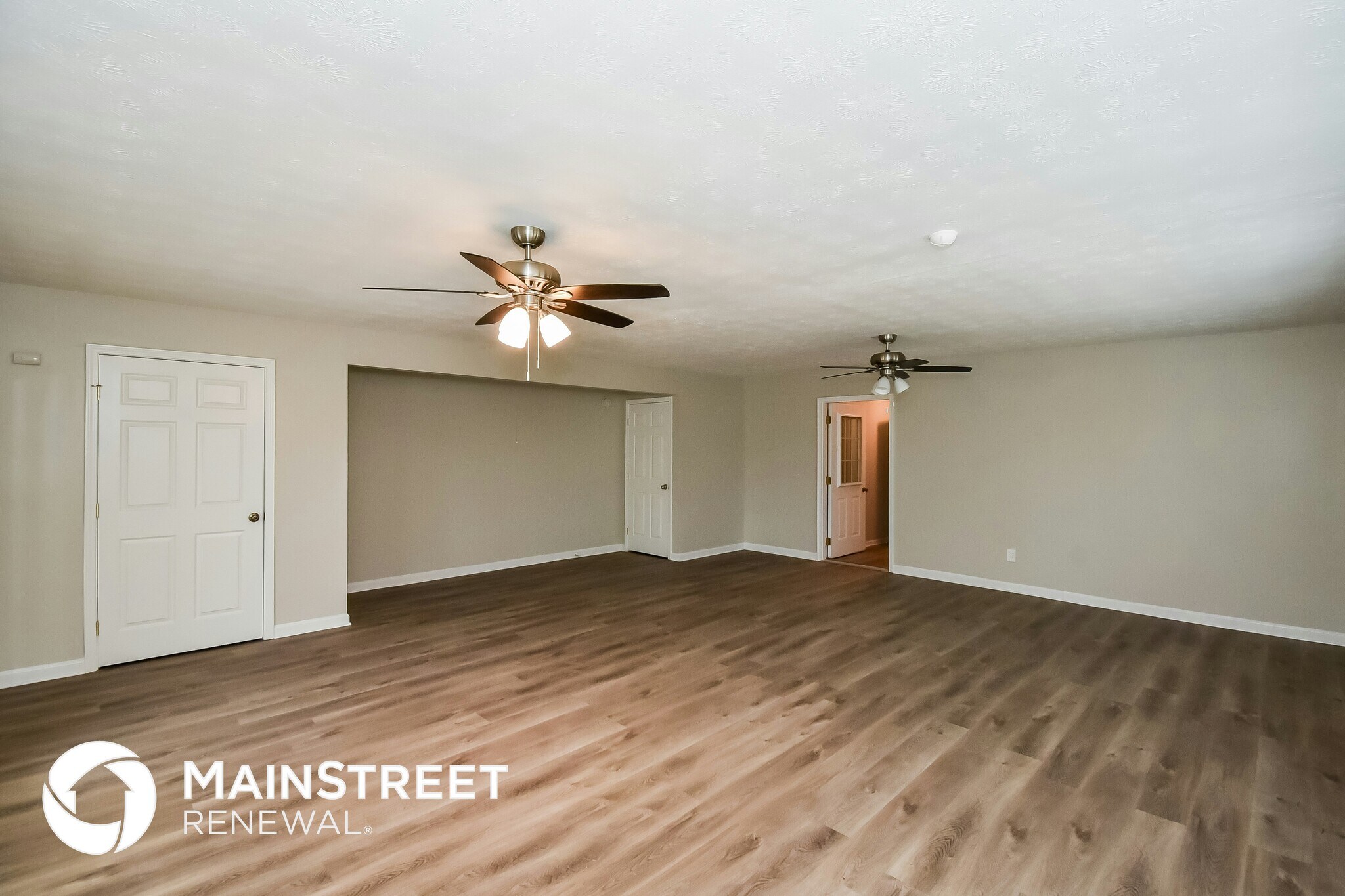 Building Photo - 4070 Oak Stone Dr