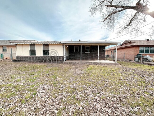 Building Photo - 2017 N Keeton Ave