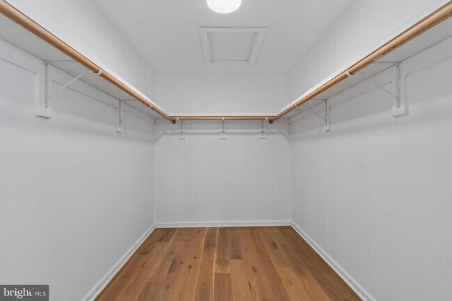 Building Photo - 6134 11th Rd N
