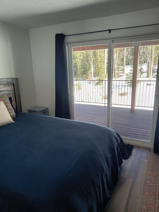 Building Photo - 651 South Snowflake Lane