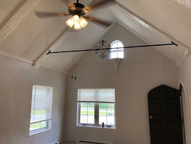 Building Photo - Beautiful Home for Rent