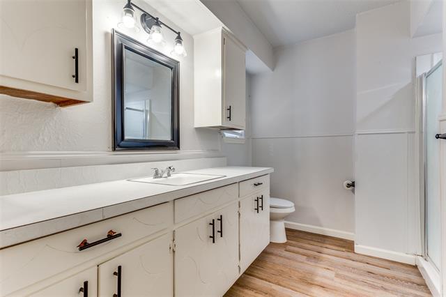 Building Photo - 826 Wildgrove Dr