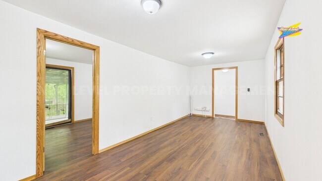 Building Photo - 4704 SW 101st Terrace