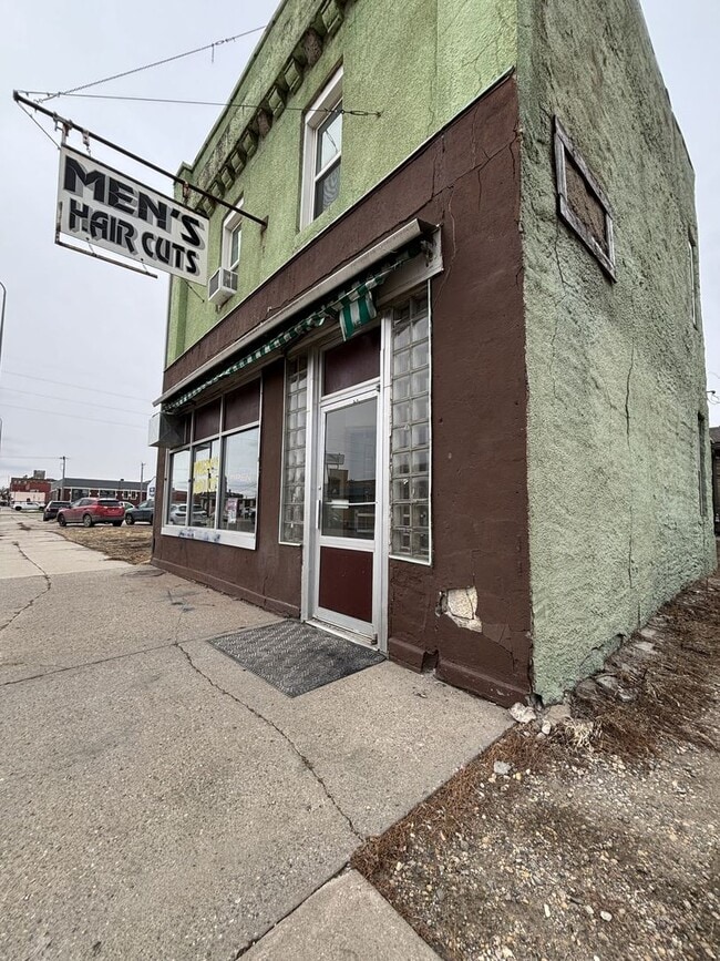 Building Photo - 117 N Main St