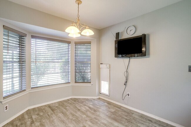Building Photo - Spacious 3 Bed. 2 Bath Rental Ready for New Tenants- HEB ISD- 76040