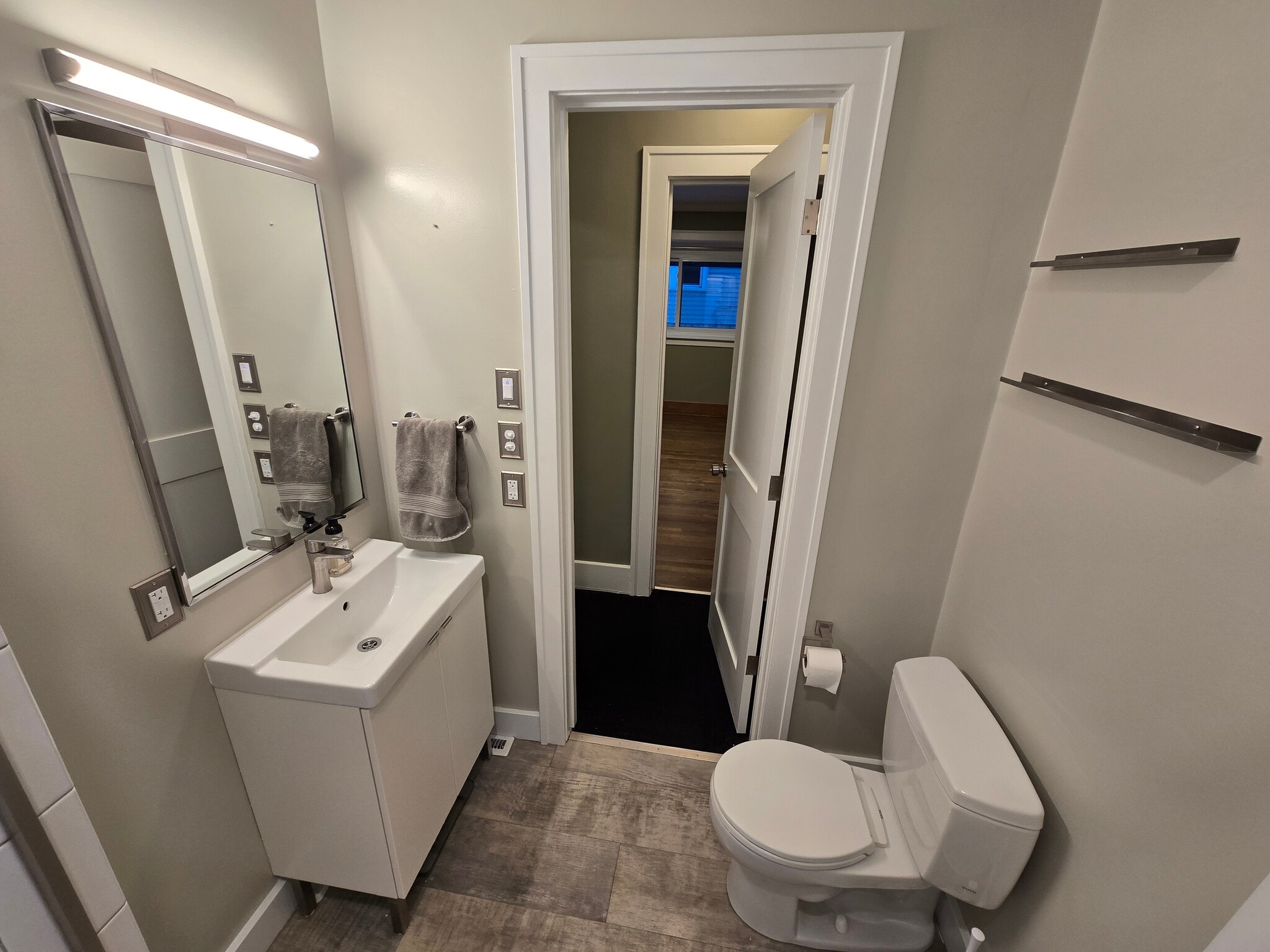 apt 1 bath - 1019 Widdicomb Ave NW