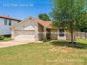 Building Photo - 1112 York Castle Dr