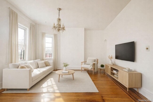 Building Photo - 194 Summit Ave