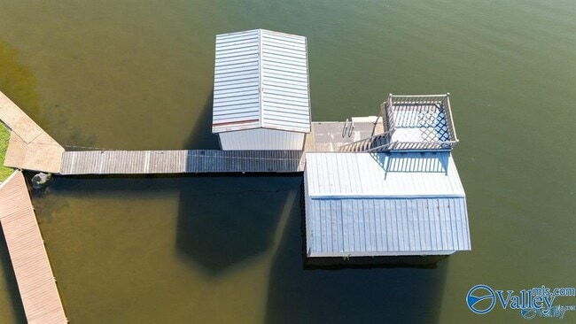 Building Photo - 4125 Hide Away Dr