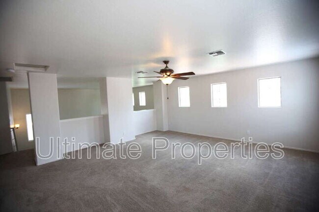 Building Photo - 2215 N 92nd Glen