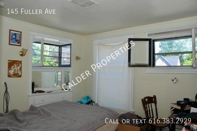 Building Photo - 145 Fuller Ave SE