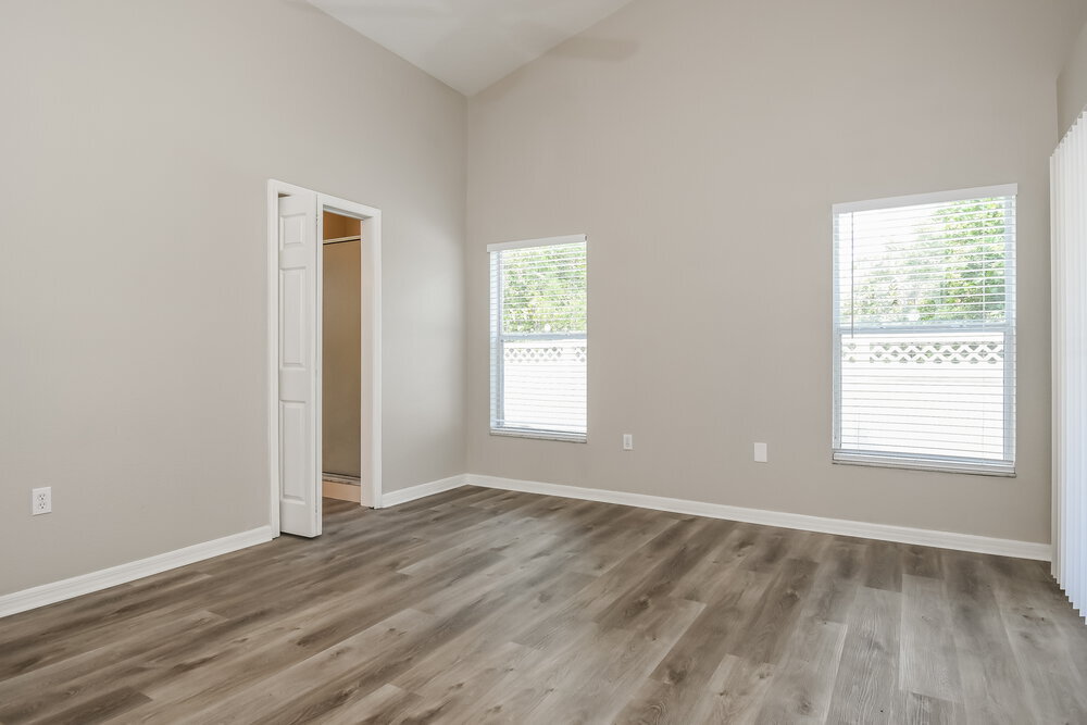 Building Photo - 143 Southampton Dr