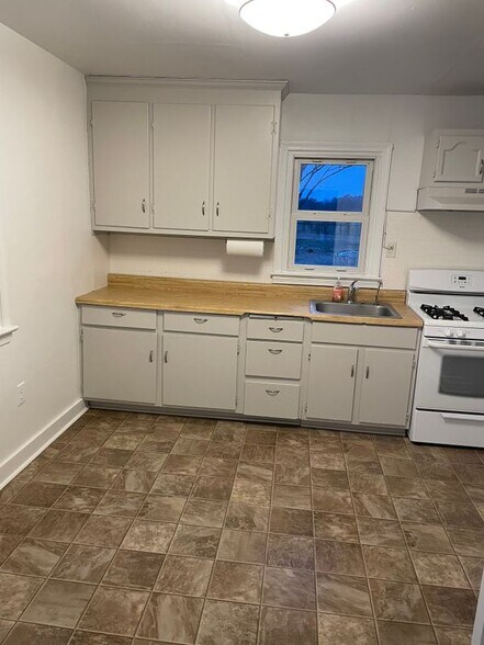 Building Photo - 3530 Houston Branch Rd