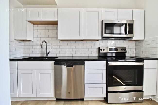 Building Photo - Fully Renovated 1 Bedroom in Union Hill
