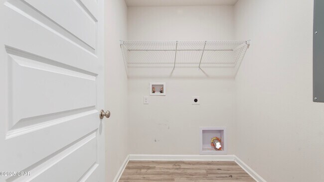 Building Photo - 7208 Madison Sq Dr