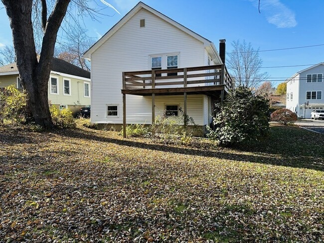 Building Photo - 45 Randlett St
