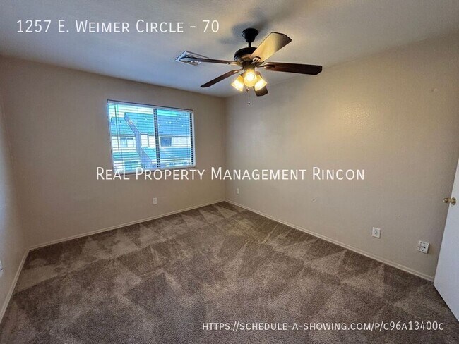Building Photo - 1257 E Weimer Cir