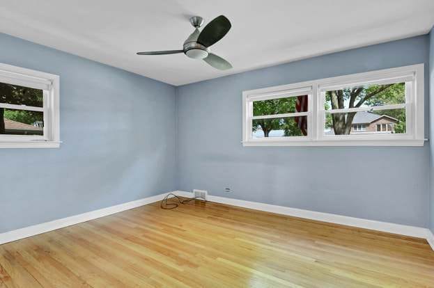Building Photo - 8918 Parkside Ave