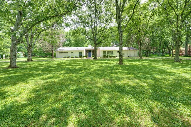 Building Photo - 6112 Melbourne Drive, Nashville, TN 37215