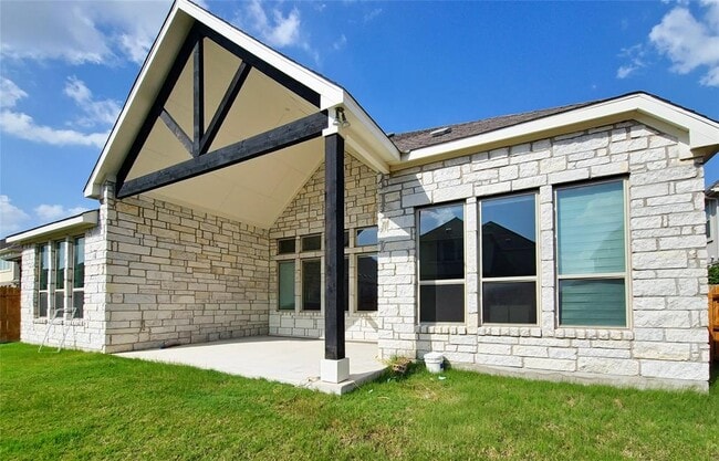 Building Photo - 813 Sunny Ridge Dr