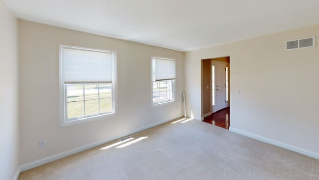 Building Photo - 3 Bedroom House for Rent
