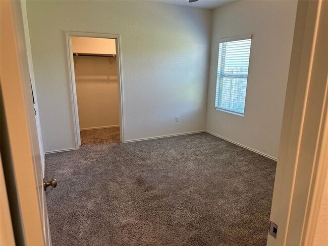 Building Photo - 3504 Lodgepole Dr