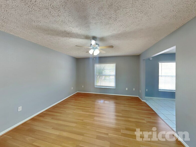 Building Photo - 7028 Covewood Dr
