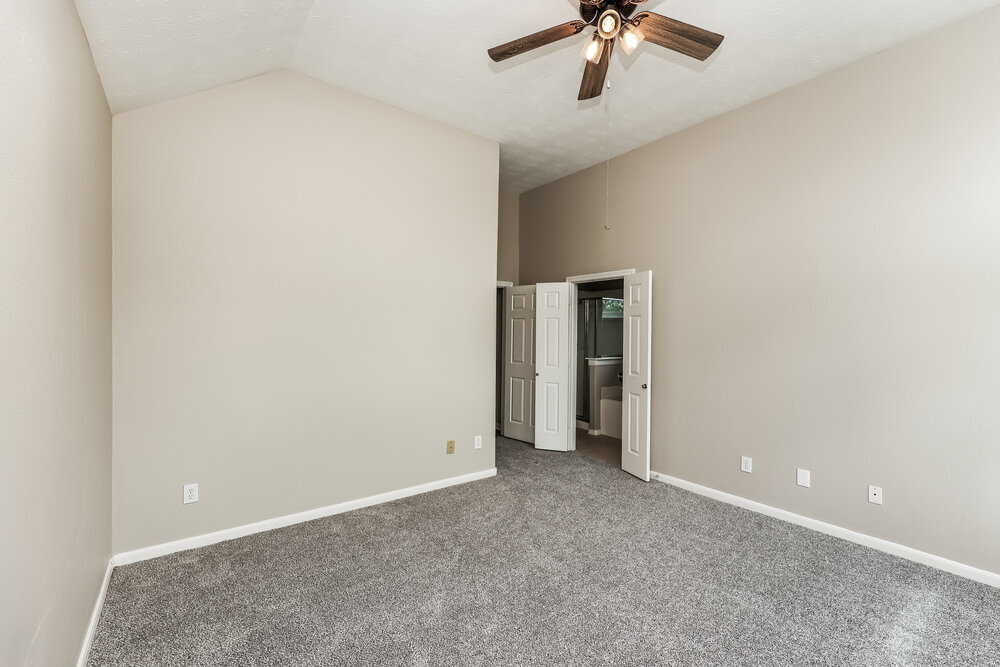 Building Photo - 814 Forest Ivy Ln