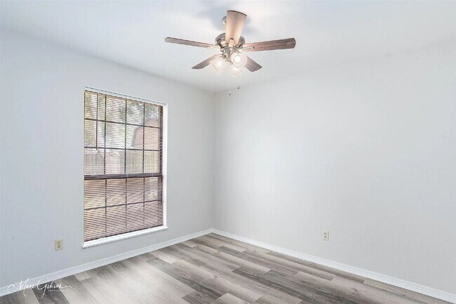Building Photo - 2211 General York Cir