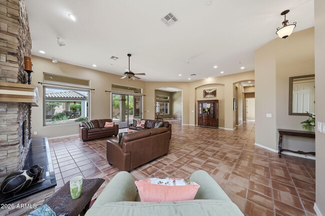 Building Photo - 2129 W Legends Way