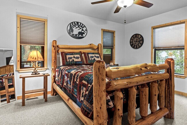 Building Photo - 4050 Henson Rd