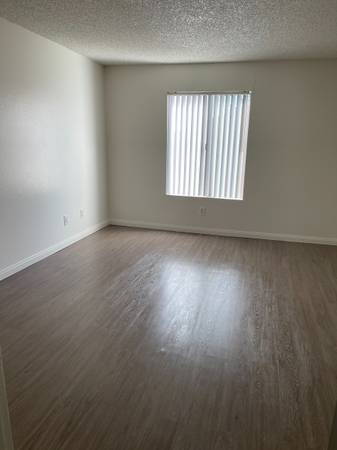 Building Photo - 13950 Foothill Blvd