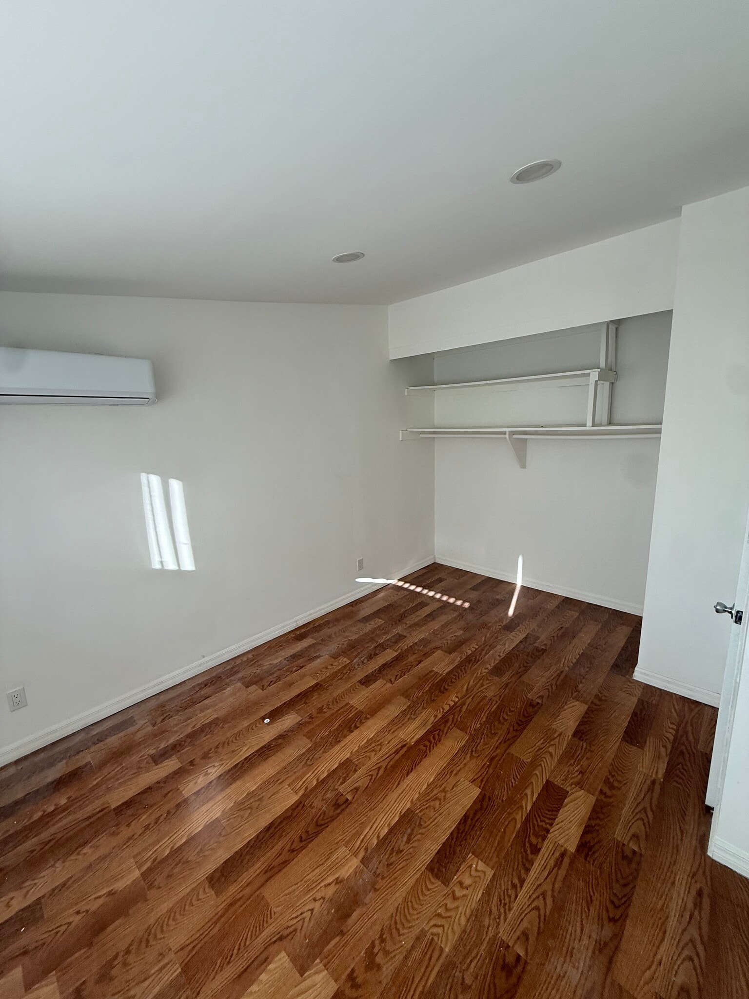 Bedroom 1 - 14642 Calvert St