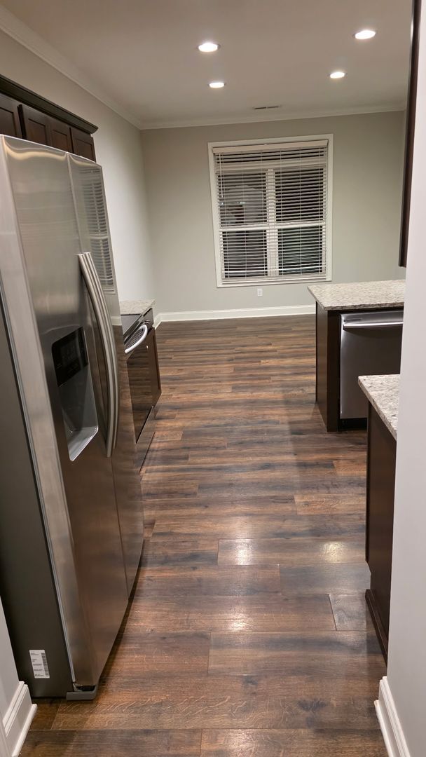 Building Photo - Great 3 Bedroom 2 Bath home w Garage