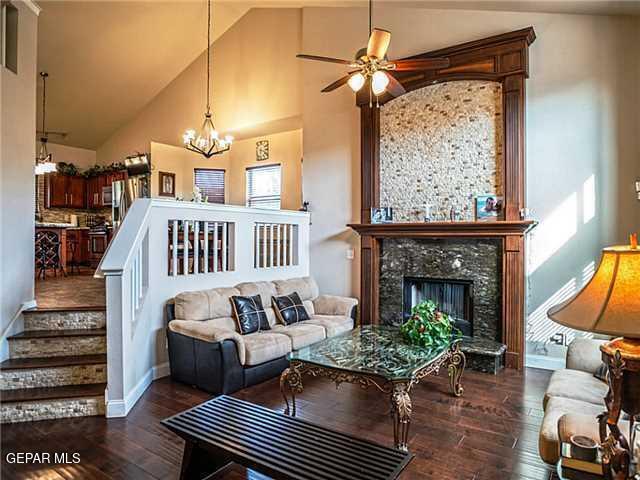 Building Photo - 6609 Parque Del Sol Dr