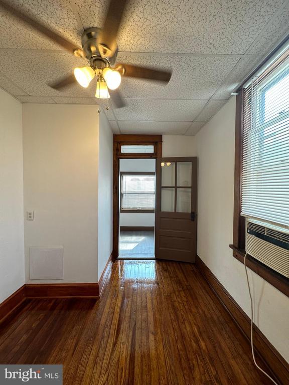 Building Photo - 239 N Stratton St