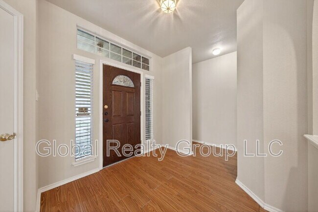 Building Photo - 212 Cloud Crossing