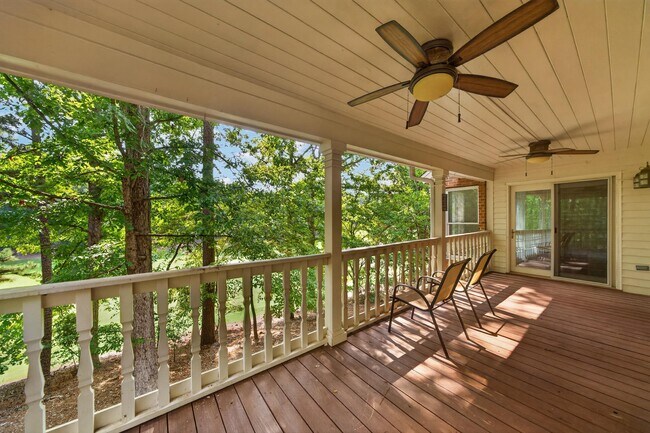 Building Photo - 1050 Cupp Ln