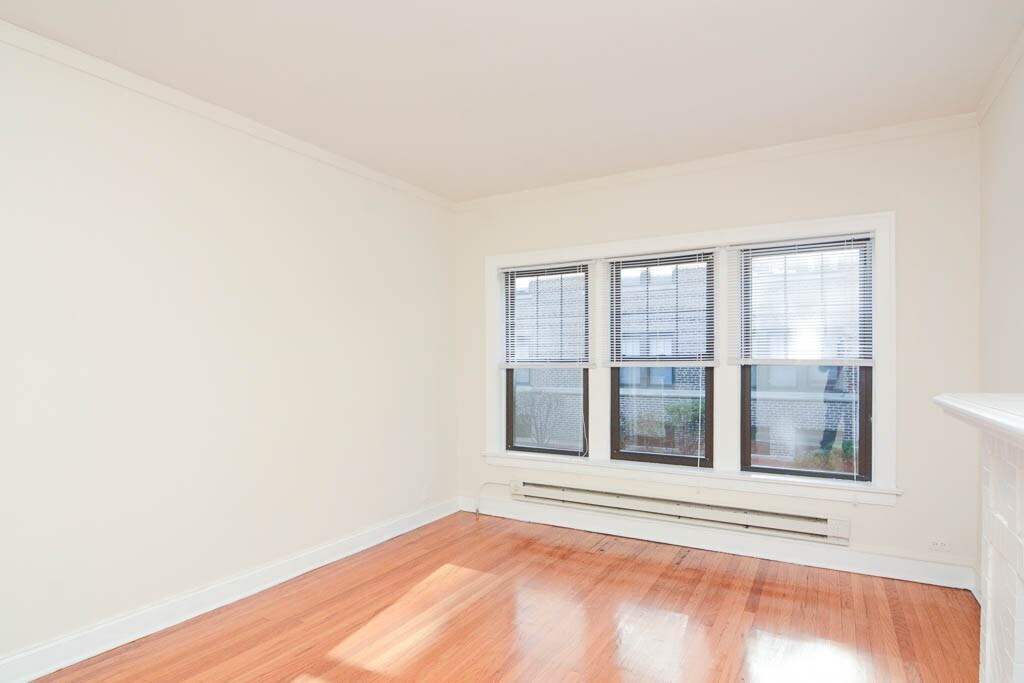 Building Photo - 1315 Oak Ave