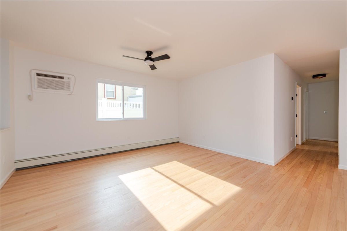 Building Photo - 515 W Hudson St