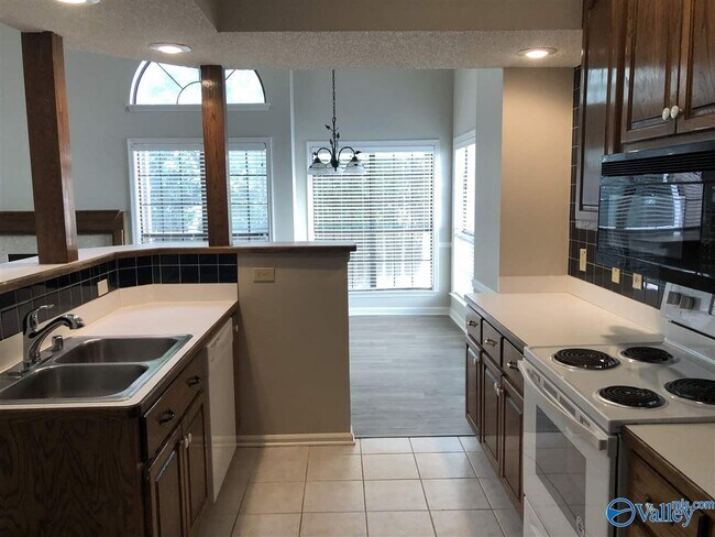 Building Photo - 127 Philadelphia Dr