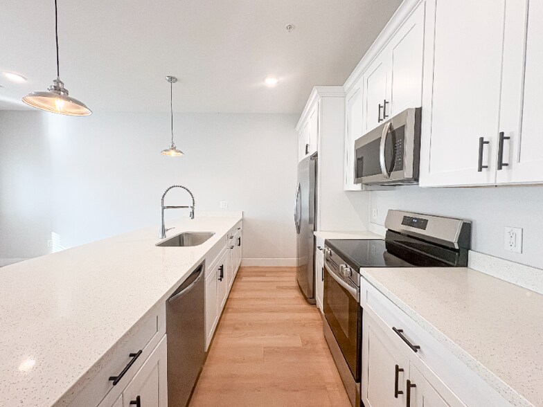 Building Photo - 3301 N 18th St