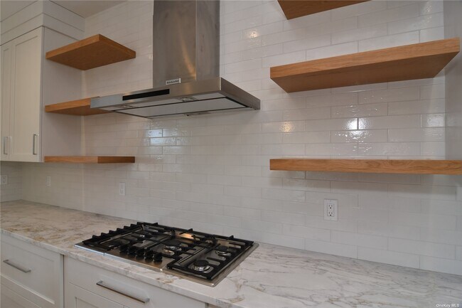 Building Photo - 1 Madison Pl