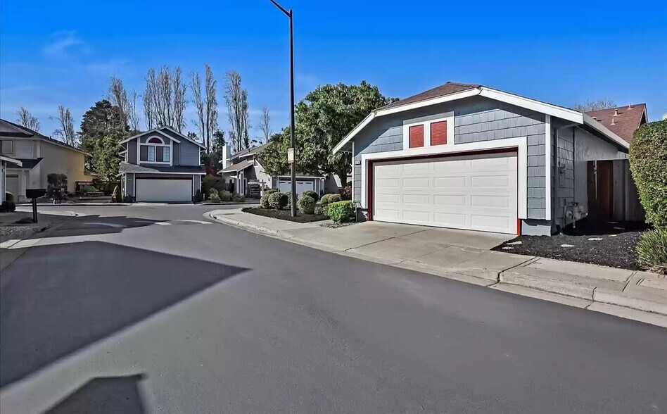 Building Photo - 3576 McSherry Way