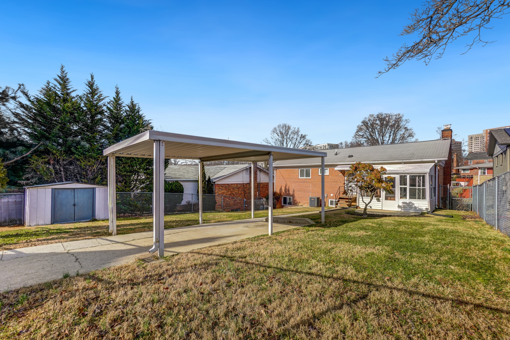 Building Photo - 1446 Roxanna Rd NW