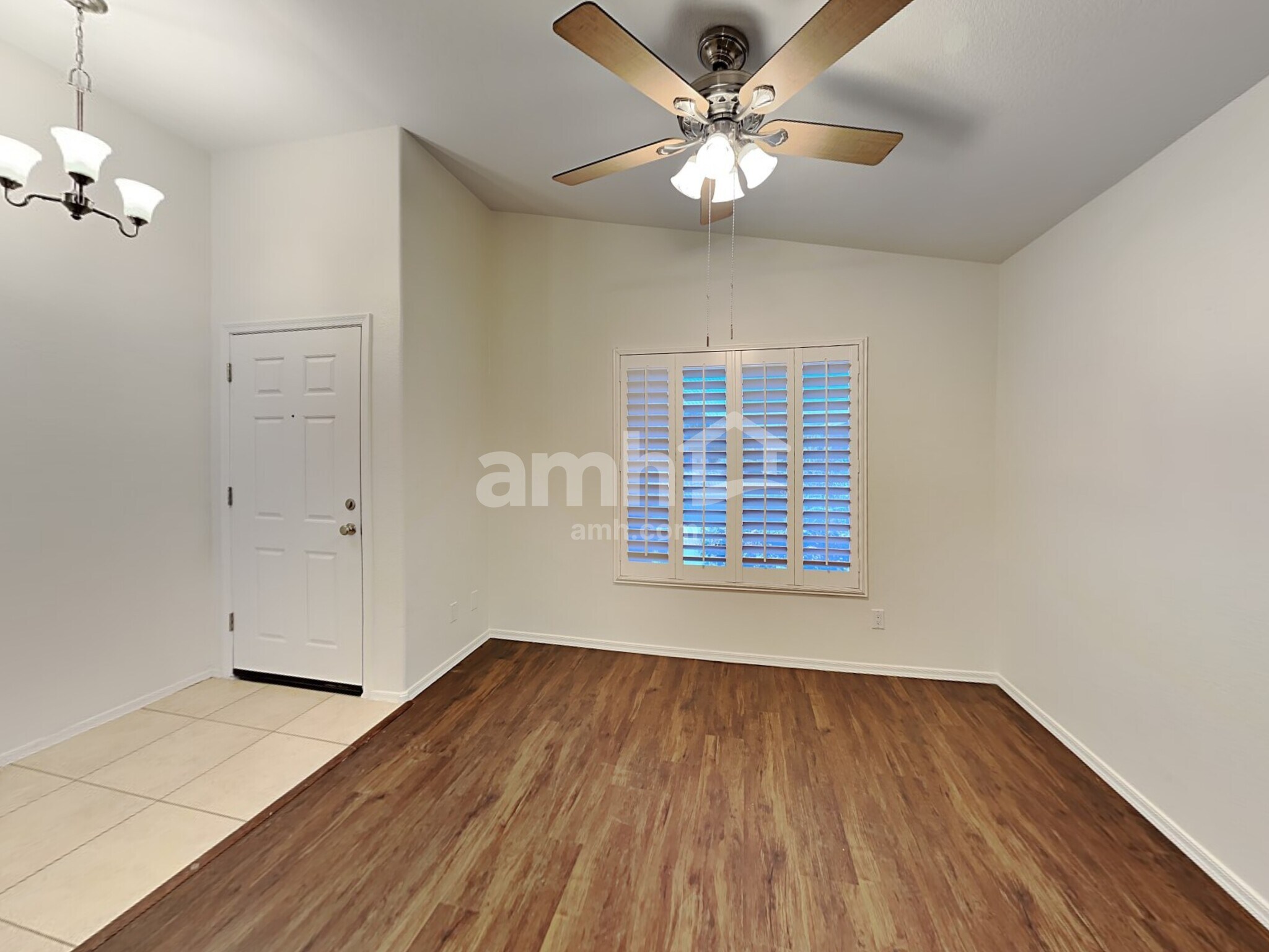 Building Photo - 9810 E Kiva Ave