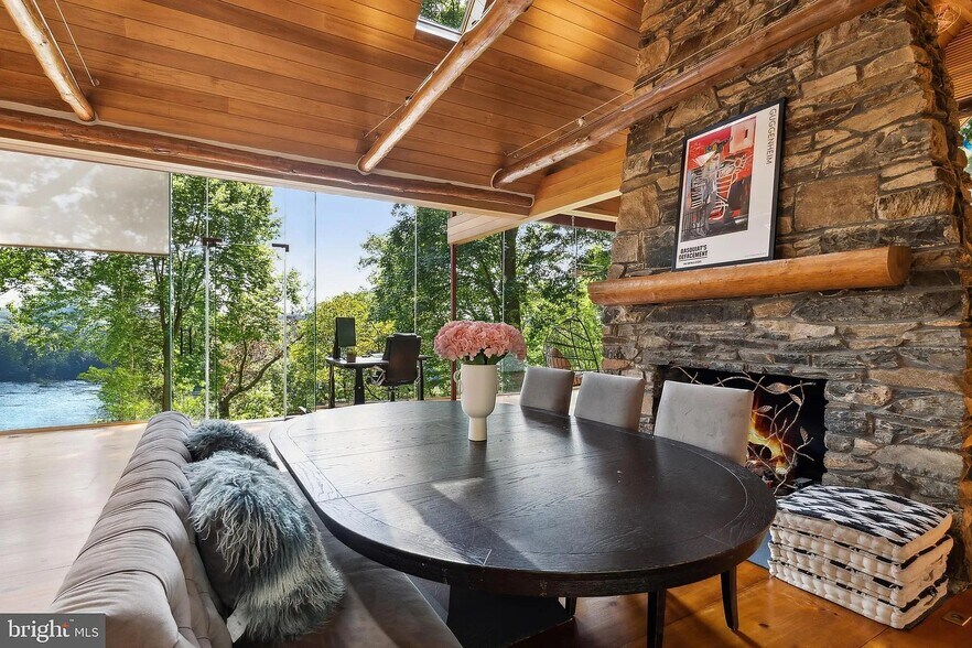 Building Photo - 11540 Springridge Rd