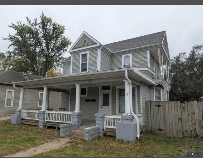 Primary Photo - 1811 S 16th St